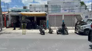 Sujetos armados disparan contra fachada de un taller de motos en Cancún