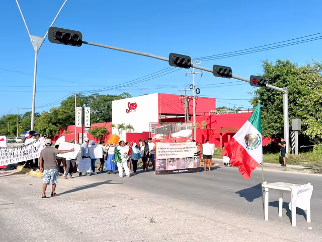 Los inconformes provenían de los asentamientos El Pedregal, El Milagro, Sta. Cecilia, La Amistad, Valle Verde, Avante, Tres Reyes, México y La Chiapaneca, entre otros