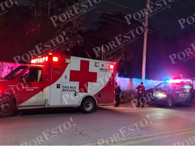 Paramédicos de la Cruz Roja le brindaron los primeros auxilios y lo trasladaron al hospital