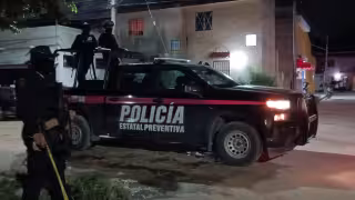 Rescatan a personas privadas de su libertad y atadas de pies y manos en Cancún