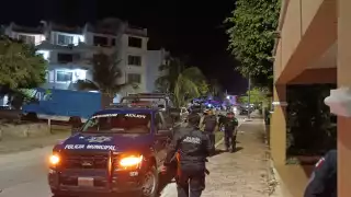 Testigos afirmaron haber visto forcejeo con las autoridades, además de detonaciones de armas de fuego