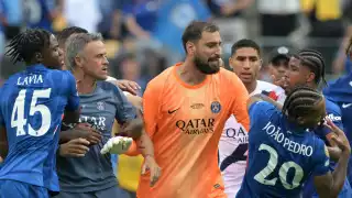 Frustración se apodera de Luis  Enrique y agrede a Joao Pedro, luego de perder la final del Mundial de Clubes 2025