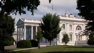 Crisis histórica en Estados Unidos: el cierre de Gobierno más largo deja a millones sin ayuda alimentaria y amenaza el tráfico aéreo