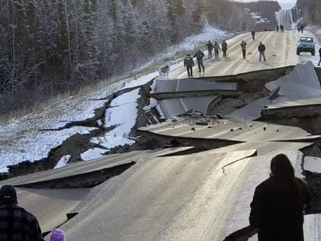 En el peor de los escenarios, un terremoto de esta magnitud podría generar tsunamis devastadores 
