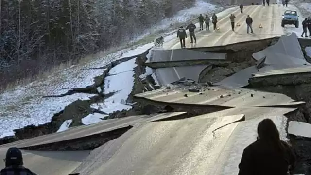 En el peor de los escenarios, un terremoto de esta magnitud podría generar tsunamis devastadores 