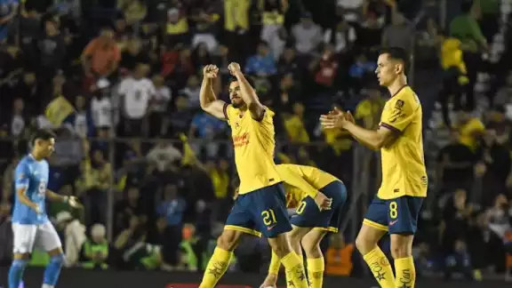 Henry Martin rompe sequía de gol y lleva al Ame a la final Henry Martin rompe sequía de gol y lleva al Ame a la final