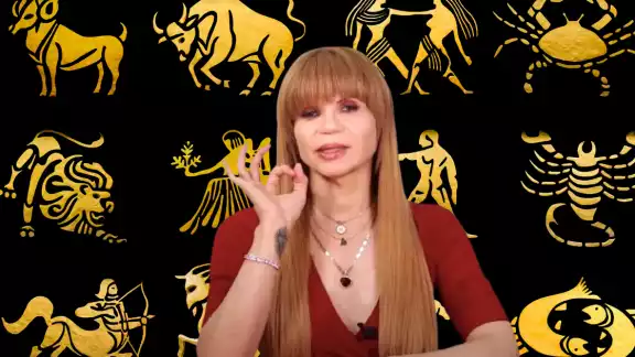 Mhoni Vidente con las predicciones para este día Mhoni Vidente con las predicciones para este día