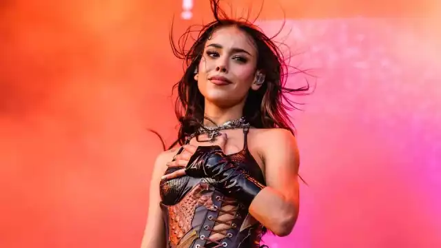 Danna Paola molesta por comparaciones de fans con Belinda