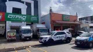 Operativo sorpresa en paqueterías de Campeche  contra el tráfico de armas y drogas
