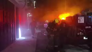 Conato de incendio moviliza a cuerpos de emergencia en la colonia Santa Isabel de Ciudad del Carmen