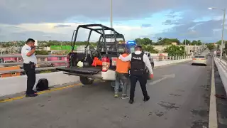Motociclista en estado de ebriedad derrapa en Distribuidor Vial de Campeche
