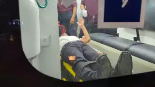 Ciclista sufre ataque epiléptico en el fraccionamiento Arcila de Ciudad del Carmen y es trasladado de urgencia a un hospital