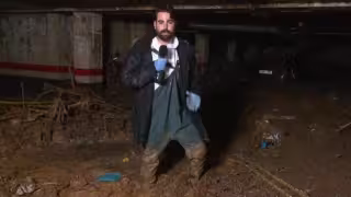  Tras la Dana, reportero español intenta engañar a los televidentes, es captado en video y lo despiden   