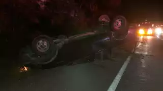 Trágica volcadura en Champotón deja un fallecido