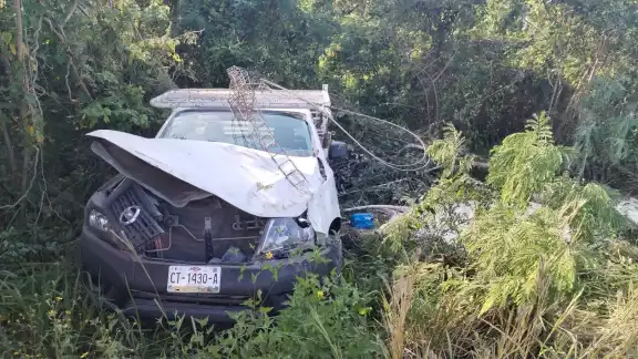 Percance en la Carretera Escárcega – Champotón Percance en la Carretera Escárcega – Champotón