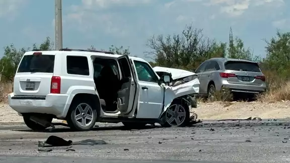 Equipo de Sheinbaum sufre aparadoso accidente en Monclova