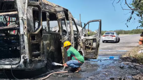 Se presume que el vehículo era remolcado cuando ocurrió el incidente Se presume que el vehículo era remolcado cuando ocurrió el incidente