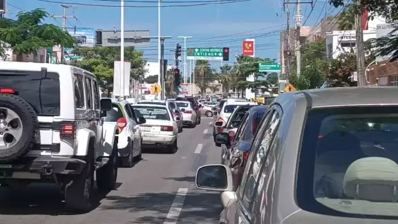 La Ley de Vialidad de Campeche permite a menores de 16 y 17 años obtener permisos especiales para conducir