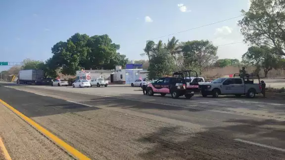 Un restaurante ubicado en el kilómetro 44 de la carretera Campeche-Mérida, en Tenabo, fue cateado y asegurado