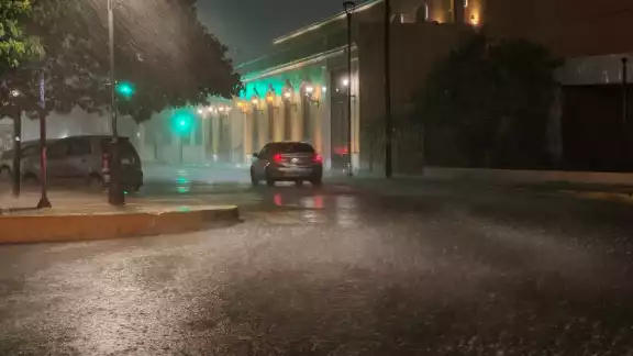 Se pronostica que seguirán las lluvias en los próximos días. Se pronostica que seguirán las lluvias en los próximos días.