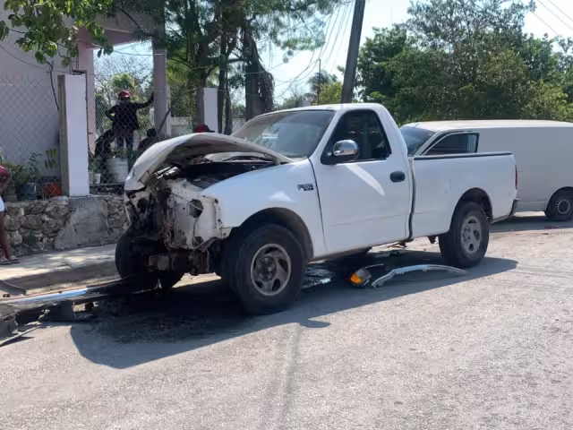 La imprudencia del conductor derivó en un aparatoso accidente.