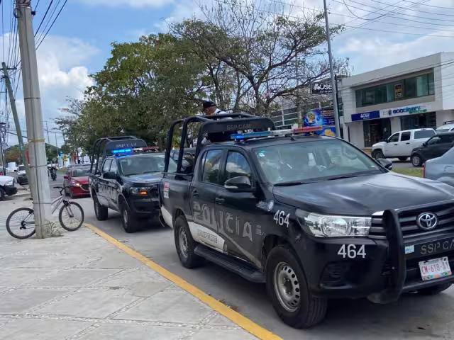 Al revisar sus pertenencias, encontraron un arma deportiva modificada para disparar municiones reales