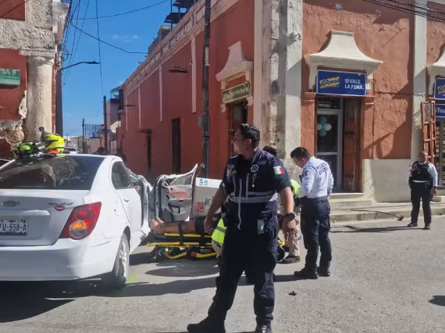Accidente en San Francisco: un lesionado, daños materiales y caos vial