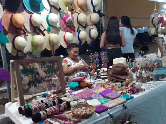 Venta de sombreros en Bécal cae por competencia desleal