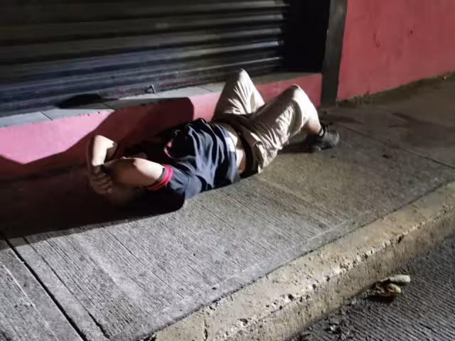 El hombre no respondía a los llamados