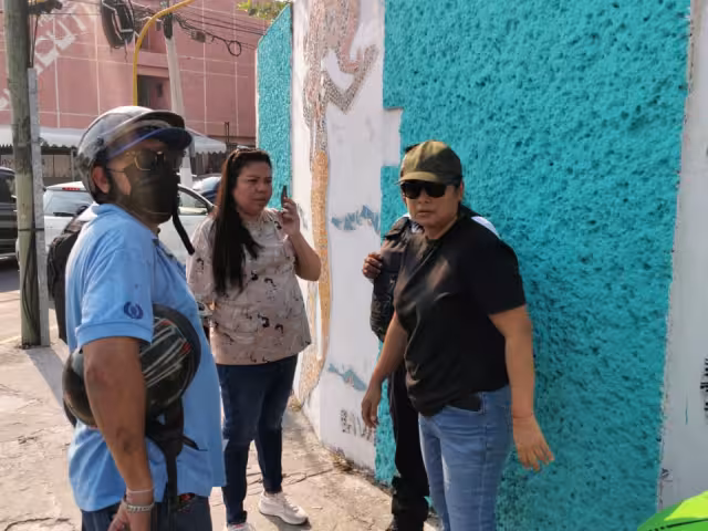 La mujer lesionada fue valorada y trasladada al hospital