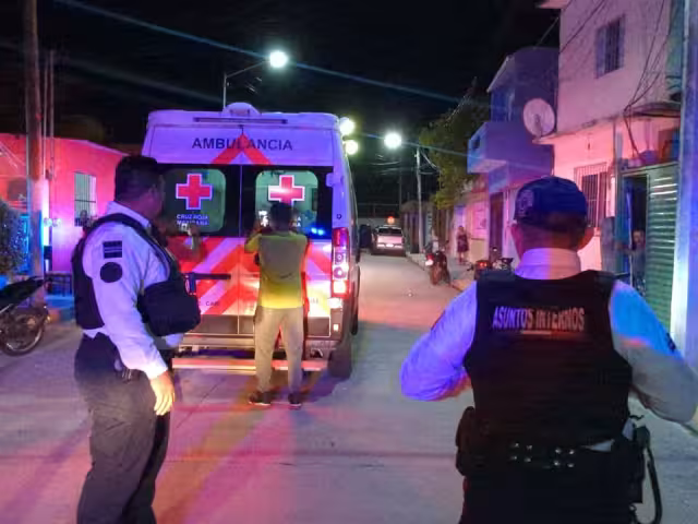 Riña entre hermanos deja un lesionado con arma blanca en la colonia Santa Rosalía