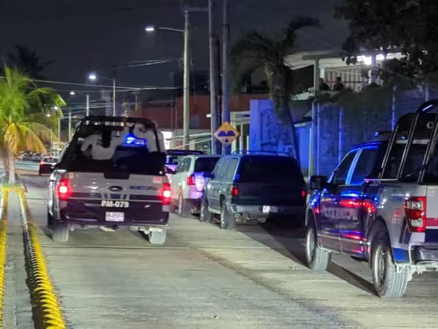 Policía detiene a cuatro presuntos menores tras robo en oficinas abandonadas de Camaroneros
