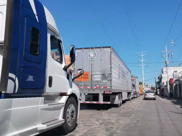 AMOTAC denuncia impacto económico por alza de 15% en peaje del Puente de la Unidad