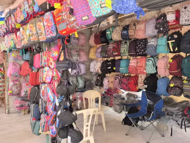 Profeco organiza Feria de Regreso a Clases; comerciantes denuncian desplome histórico