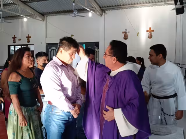 Parroquia Sagrado Corazón de Jesús celebra el miércoles de Ceniza
