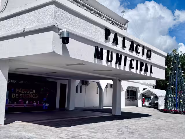 Los recortes en el Ayuntamiento fueron justificados por el Gobierno municipal como parte de una reestructuración burocrática