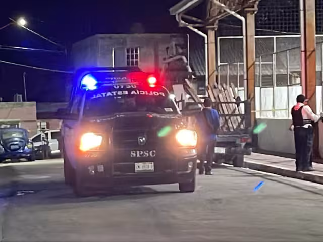 Vecinos se encontraban en la calle