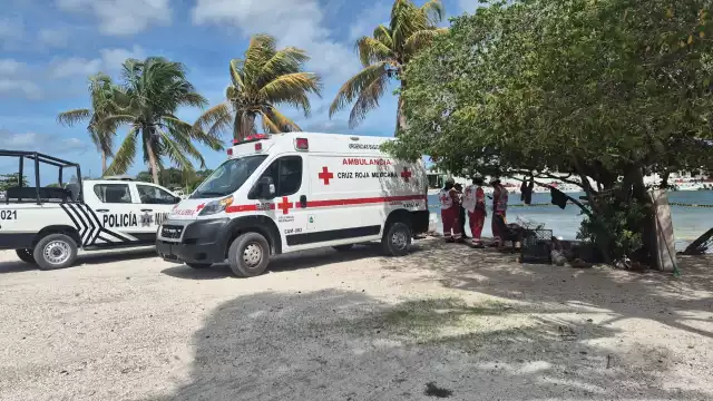 El cuerpo fue enviado al SEMEFO para determinar las causas del deceso.