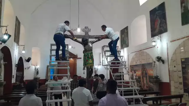 La bajada del Cristo de la Misericordia.