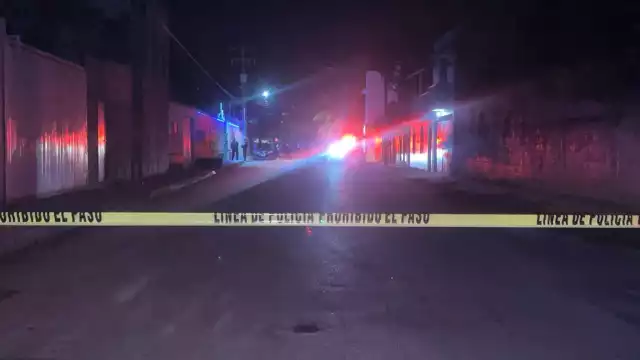 Un cadenero del bar Boom Boom del Ta TICH en Playa del Carmen fue herido de bala durante un ataque la madrugada del sábado.