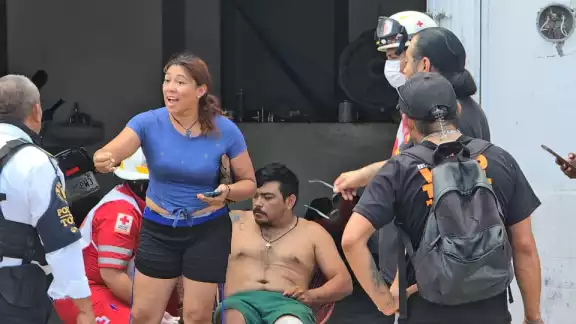 Motociclista recibe atención médica, luego de accidente, en Campeche Motociclista recibe atención médica, luego de accidente, en Campeche