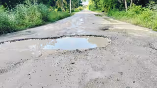 Conductores y ejidatarios reportan malas condiciones en la carretera Escárcega-Candelaria, tramo División del Norte-Haro