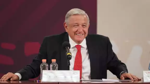 AMLO clamó por la tranquilidad entre fans del América y Cruz Azul AMLO clamó por la tranquilidad entre fans del América y Cruz Azul