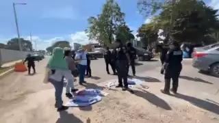 Familiares de desaparecidos son agredidos durante manifestación en Chetumal