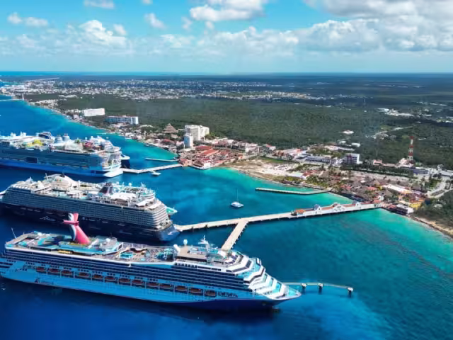 El impacto económico de la afluencia masiva es positivo para los sectores comerciales y restauranteros, que han reportado bajas considerables las últimas semanas