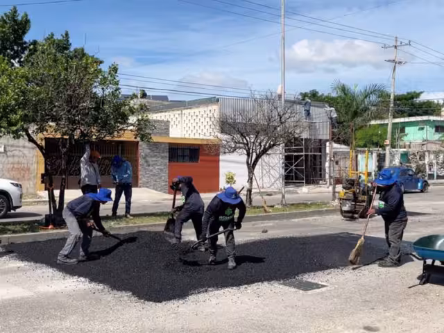 La Alcaldesa reconoció la urgencia de atender el mal estado de las calles, pero advirtió que no alcanza con el presupuesto de la ciudad