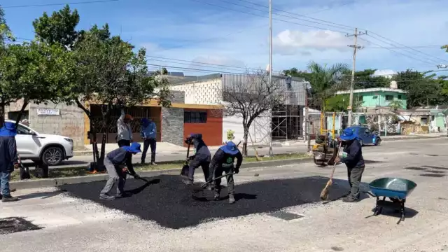 La Alcaldesa reconoció la urgencia de atender el mal estado de las calles, pero advirtió que no alcanza con el presupuesto de la ciudad