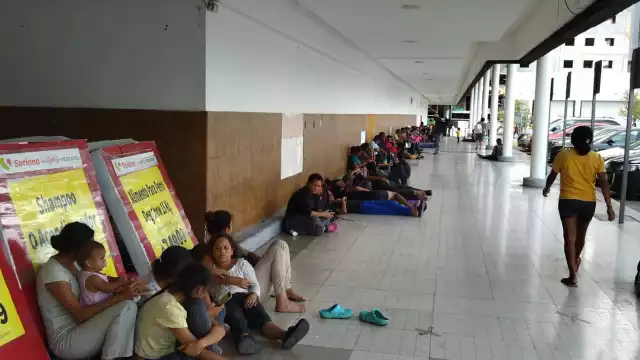 Autoridades localizan a 20 migrantes dentro de una casa en Monterrey