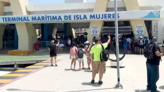 Usuarios de Ultramar acusan a la empresa por cobros excesivos  a turistas 