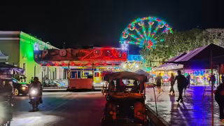 El inicio de la feria estuvo en suspenso por la falta de energía eléctrica.